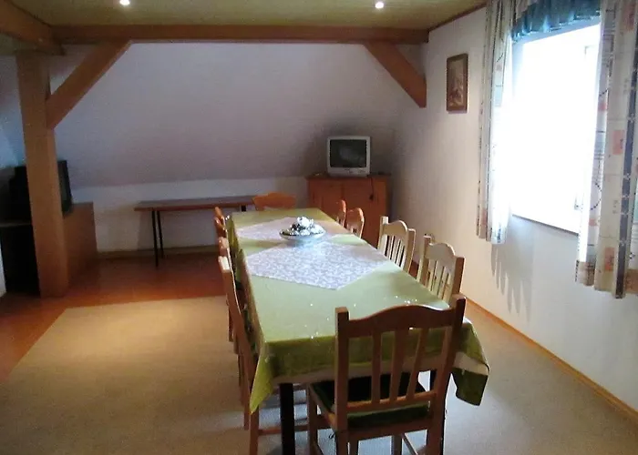 Gastehaus Kranzfelder Цусмарсхаузен